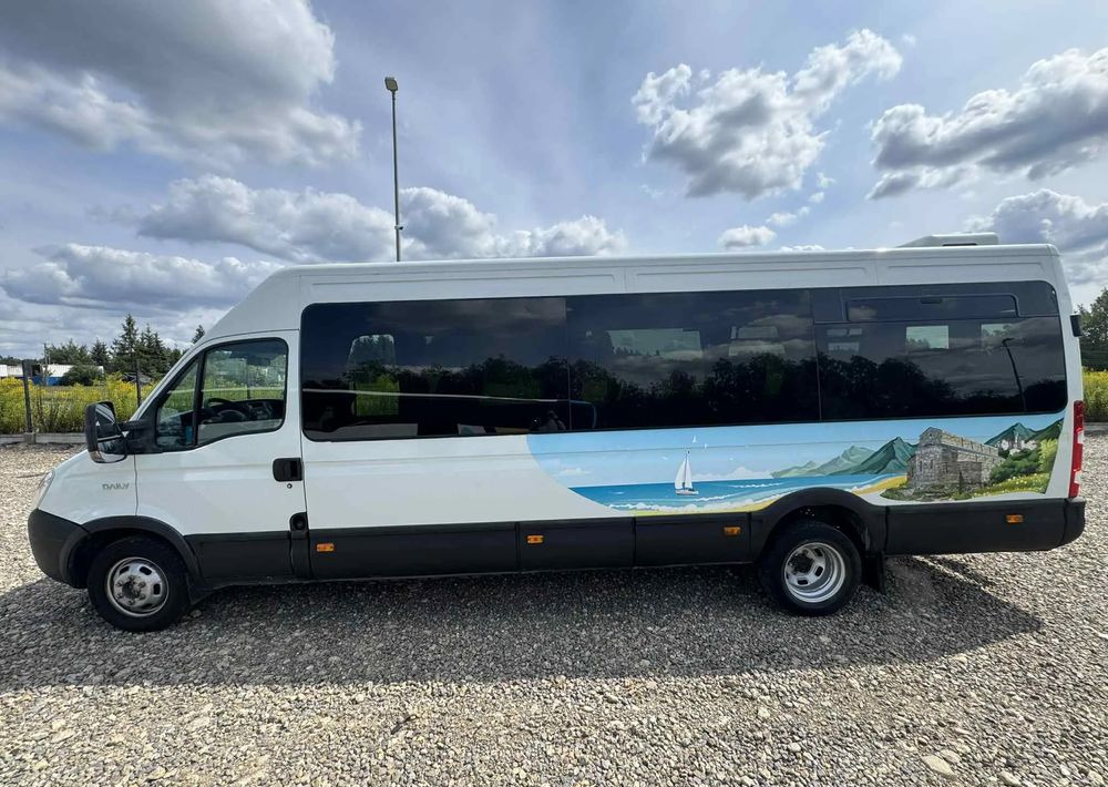 Minibus, Passenger van Iveco Daily: picture 8