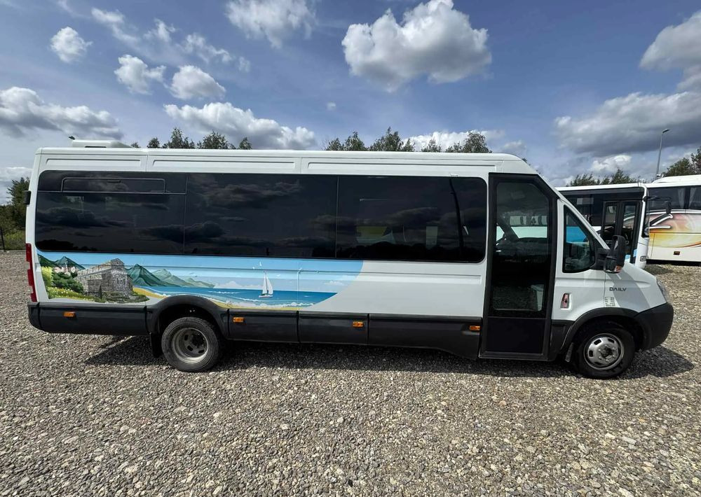 Minibus, Passenger van Iveco Daily: picture 7