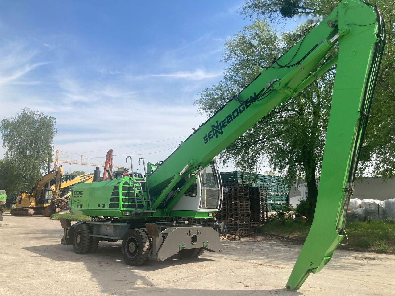 Sennebogen 825 - Waste/ Industry handler: picture 5 Sennebogen 825 - Waste/ Industry handler: picture 5