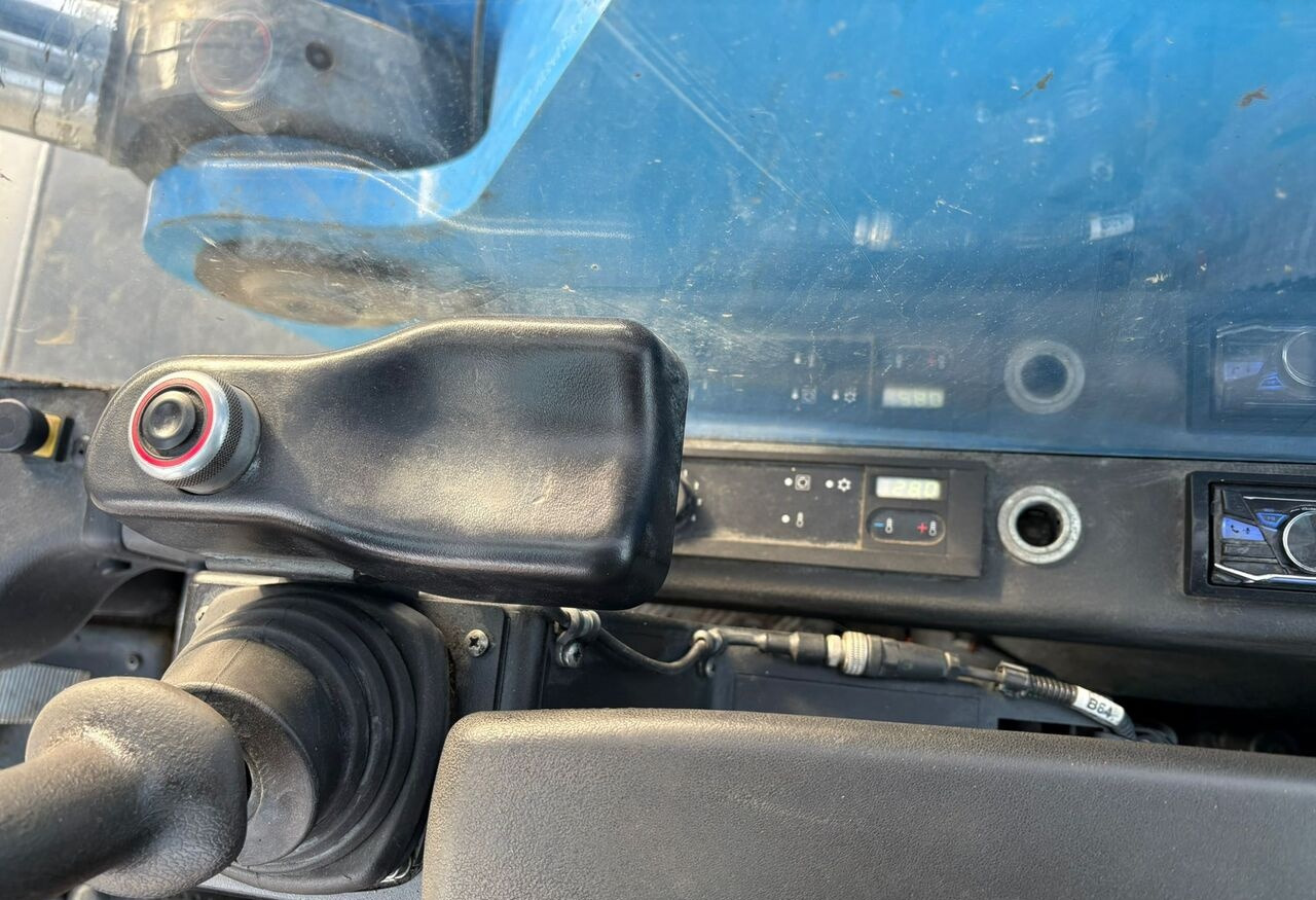 Waste/ Industry handler Terex-Fuchs Fuchs MHL 360 D: picture 18 Waste/ Industry handler Terex-Fuchs Fuchs MHL 360 D: picture 18