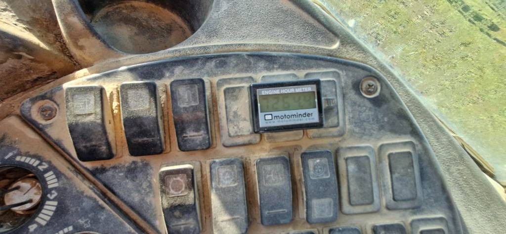 Wheel loader New Holland W 190 B: picture 7