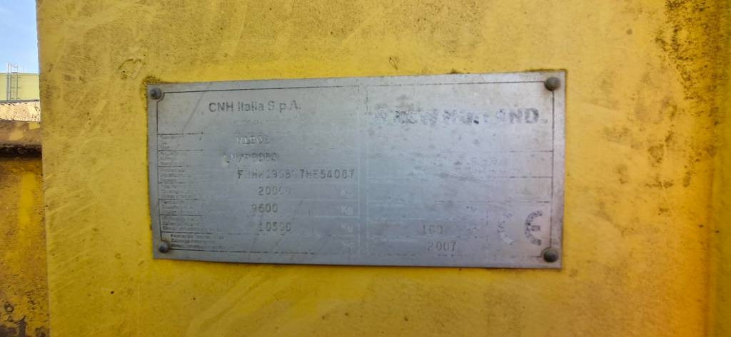 New Holland W 190 B  - Wheel loader: picture 5 New Holland W 190 B  - Wheel loader: picture 5