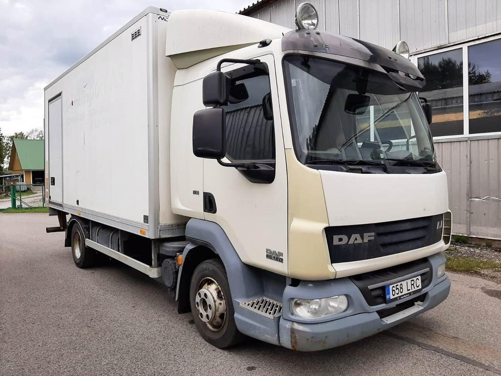 DAF FA 45.180 4X2 KITCHEN - Box truck: picture 4 DAF FA 45.180 4X2 KITCHEN - Box truck: picture 4