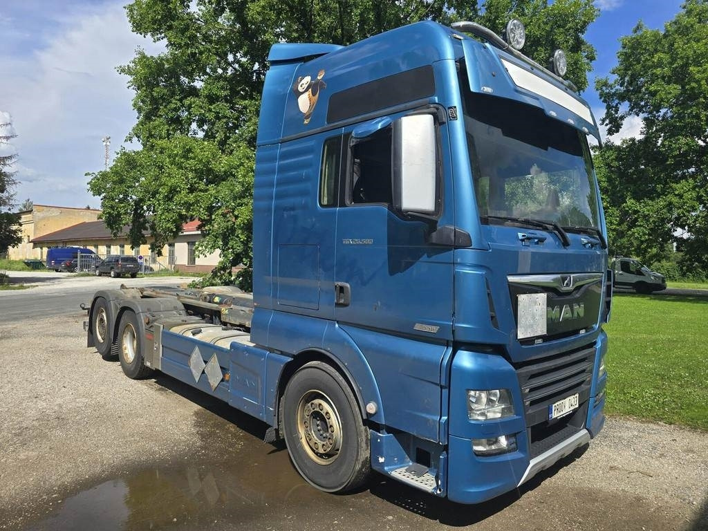 MAN TGX26.580 6X2 JOAB - Hook lift truck: picture 4 MAN TGX26.580 6X2 JOAB - Hook lift truck: picture 4