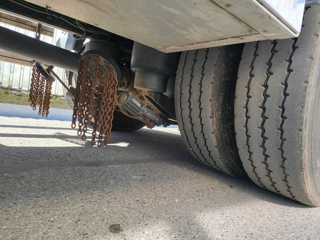 Leasing of Volvo FM410 6X2 CARRIER SIDEOPENING Volvo FM410 6X2 CARRIER SIDEOPENING: picture 17 Leasing of Volvo FM410 6X2 CARRIER SIDEOPENING Volvo FM410 6X2 CARRIER SIDEOPENING: picture 17