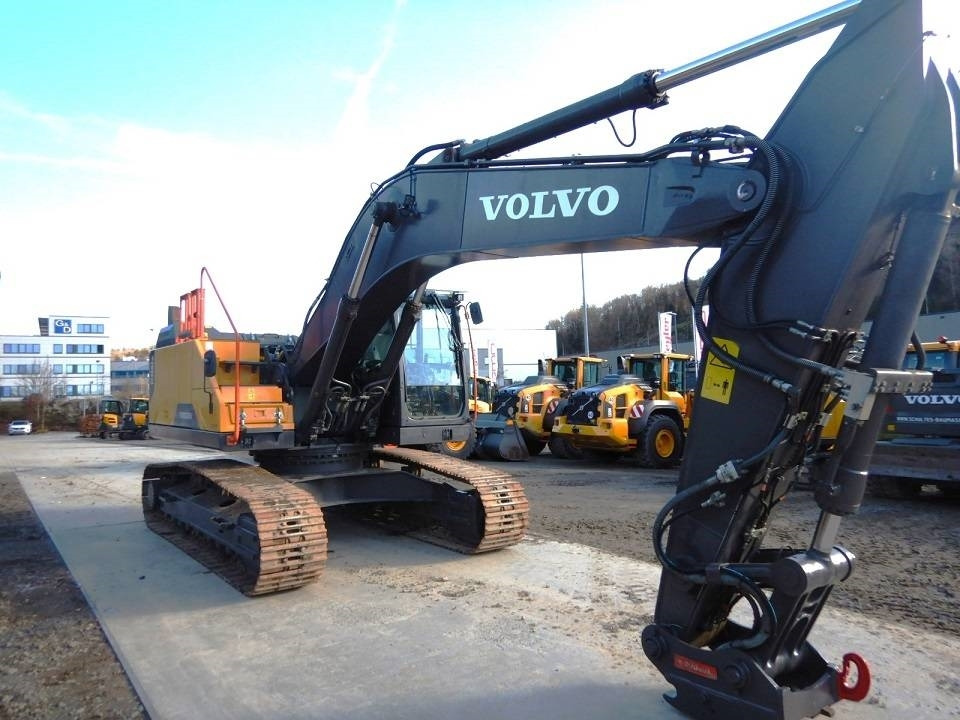 Volvo EC 300 E - Crawler excavator: picture 3 Volvo EC 300 E - Crawler excavator: picture 3