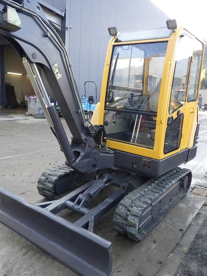 Volvo EC 35 - Mini excavator: picture 2 Volvo EC 35 - Mini excavator: picture 2