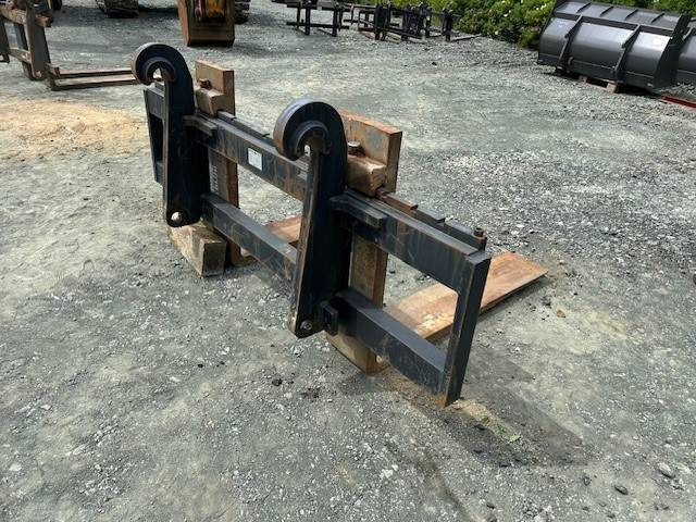 Volvo Gabel L110 - L120H - Forks for Construction machinery: picture 4 Volvo Gabel L110 - L120H - Forks for Construction machinery: picture 4