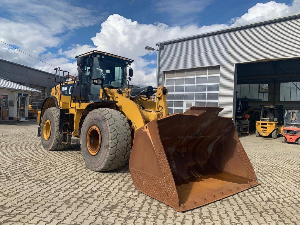 Wheel loader CAT 966K XE: picture 7