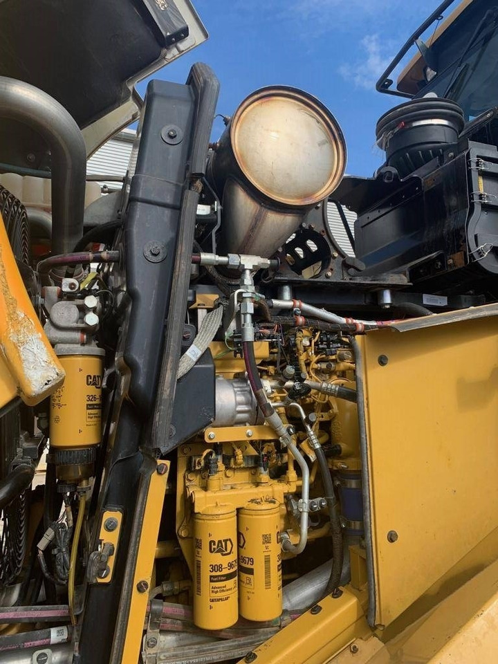 Wheel loader CAT 966K XE: picture 15