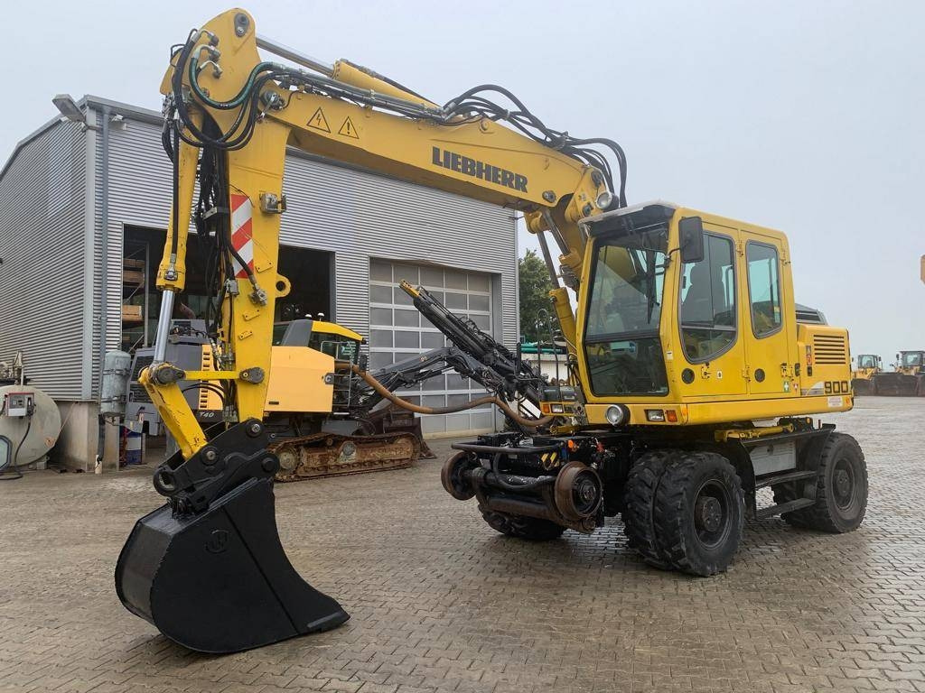 Liebherr A900C ZW Litronic - Wheel excavator: picture 1 Liebherr A900C ZW Litronic - Wheel excavator: picture 1
