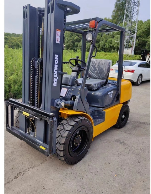 2020 Komatsu FD30 - Forklift: picture 3 2020 Komatsu FD30 - Forklift: picture 3