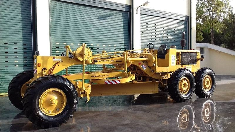 CAT 12 F - Grader: picture 1 CAT 12 F - Grader: picture 1