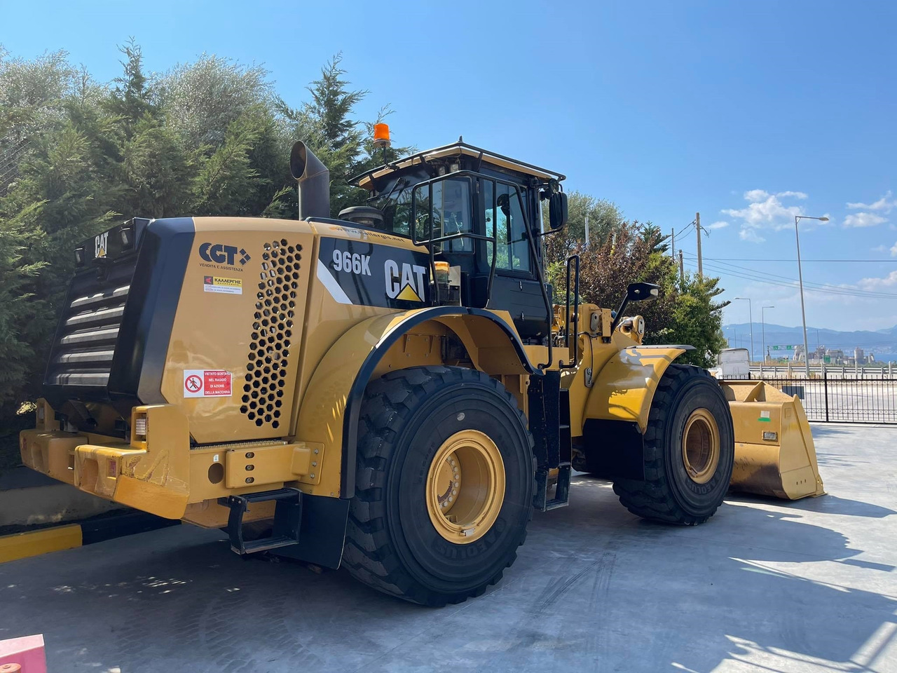 Wheel loader CAT 966K: picture 18