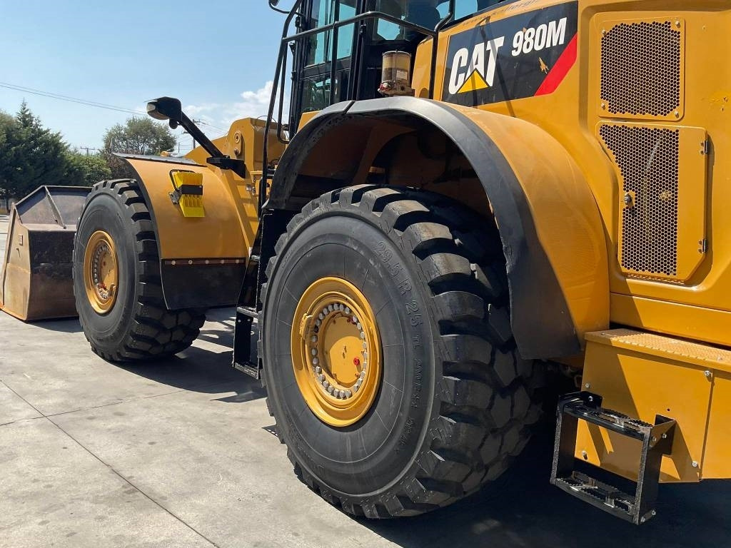 Wheel loader CAT 980M: picture 9