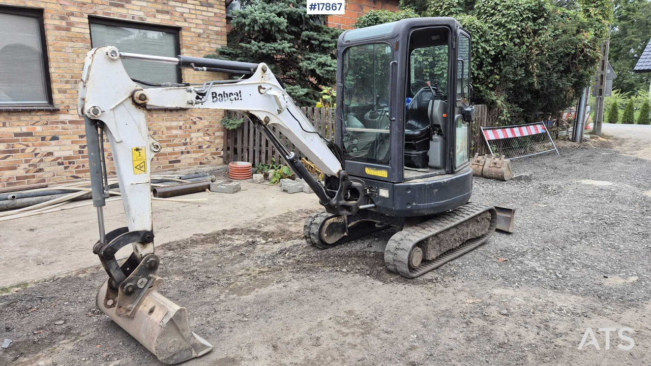 Mini excavator 2015 Bobcat  E25***EM: picture 6