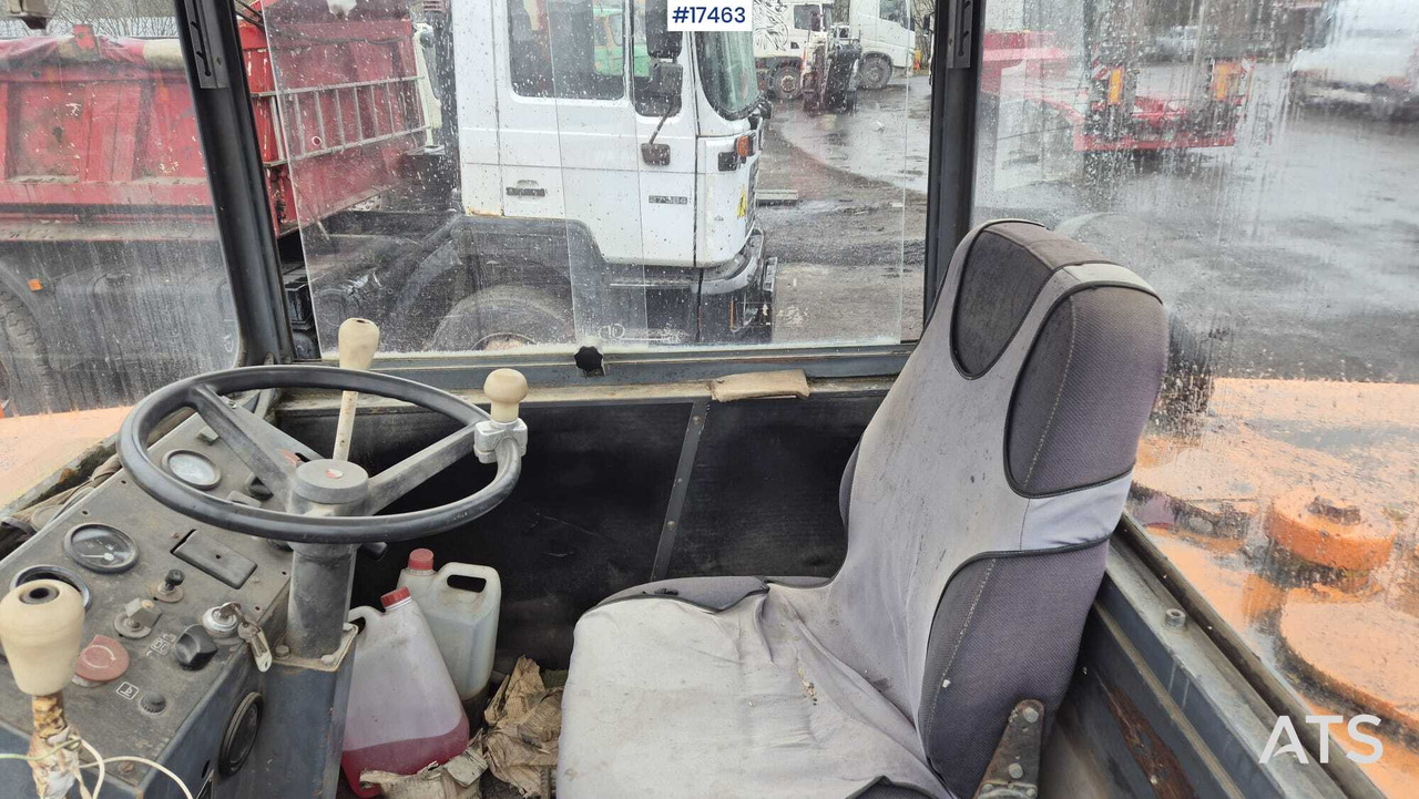 Road roller Tandem vibratory roller STAVOSTROJ VSH 102 (1997): picture 9
