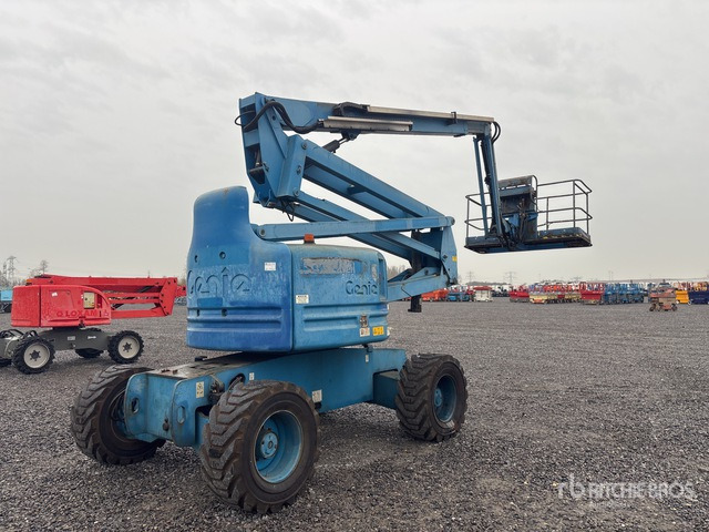 2007 Genie Z-60/34 4WD Diesel Articulating Boom Lift - Articulated boom: picture 1 2007 Genie Z-60/34 4WD Diesel Articulating Boom Lift - Articulated boom: picture 1