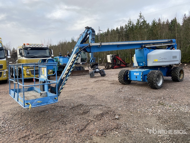 2007 Genie Z80/60 4WD Diesel Articulating Boom Lift - Articulated boom: picture 2 2007 Genie Z80/60 4WD Diesel Articulating Boom Lift - Articulated boom: picture 2