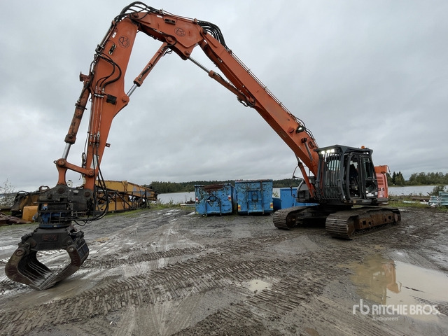 2009 Hitachi ZX225USR-3 Tracked Excavator - Demolition excavator: picture 2 2009 Hitachi ZX225USR-3 Tracked Excavator - Demolition excavator: picture 2