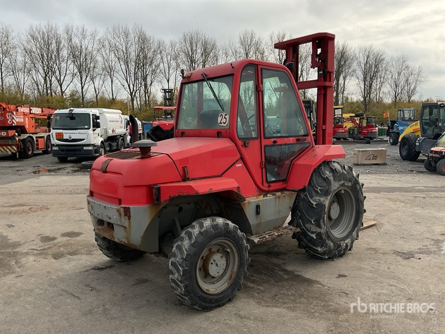 2011 Manitou M26-4T 2600 kg 4x4 Rough Terrain Forklift - Rough terrain forklift: picture 4 2011 Manitou M26-4T 2600 kg 4x4 Rough Terrain Forklift - Rough terrain forklift: picture 4