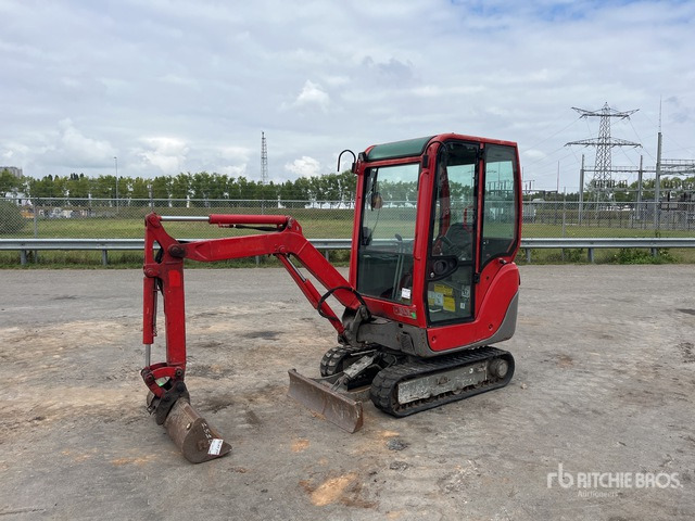 2014 Yanmar Sv15 Mini Excavator: <6.6t - Mini excavator: picture 1 2014 Yanmar Sv15 Mini Excavator: <6.6t - Mini excavator: picture 1