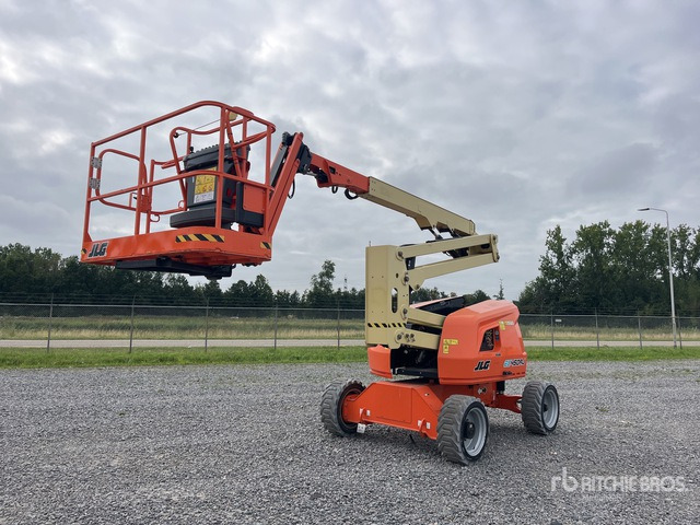 2021 JLG EC450AJ 2WD Electric Articulating Boom Lift - Articulated boom: picture 4 2021 JLG EC450AJ 2WD Electric Articulating Boom Lift - Articulated boom: picture 4