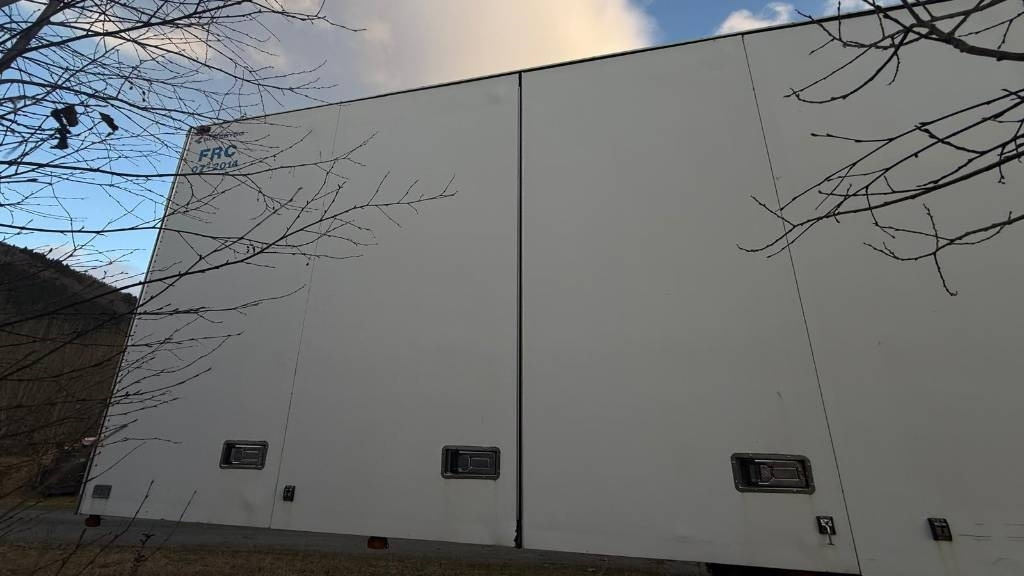 HFR SL 24 Carrier Vector 1850 Bussbygg Thermomax - Refrigerator semi-trailer: picture 4 HFR SL 24 Carrier Vector 1850 Bussbygg Thermomax - Refrigerator semi-trailer: picture 4