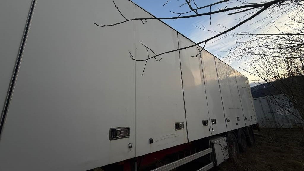 HFR SL 24 Carrier Vector 1850 Bussbygg Thermomax - Refrigerator semi-trailer: picture 5 HFR SL 24 Carrier Vector 1850 Bussbygg Thermomax - Refrigerator semi-trailer: picture 5