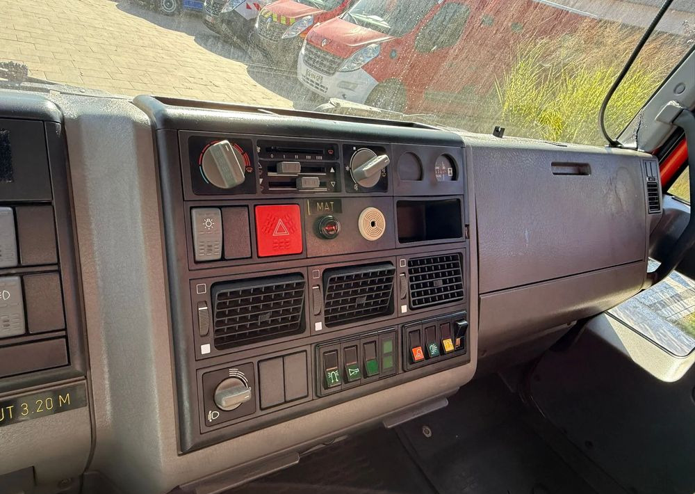 Fire truck Iveco Eurocargo 65E12 BEMAEX VSR: picture 9