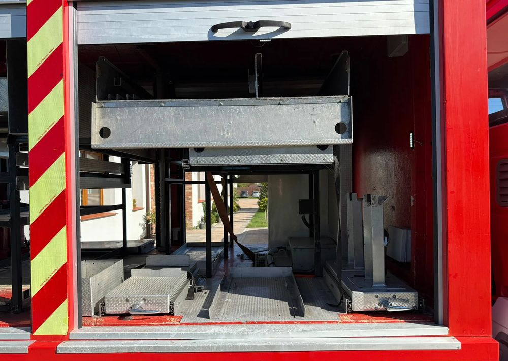 Fire truck Iveco Eurocargo 65E12 BEMAEX VSR: picture 16