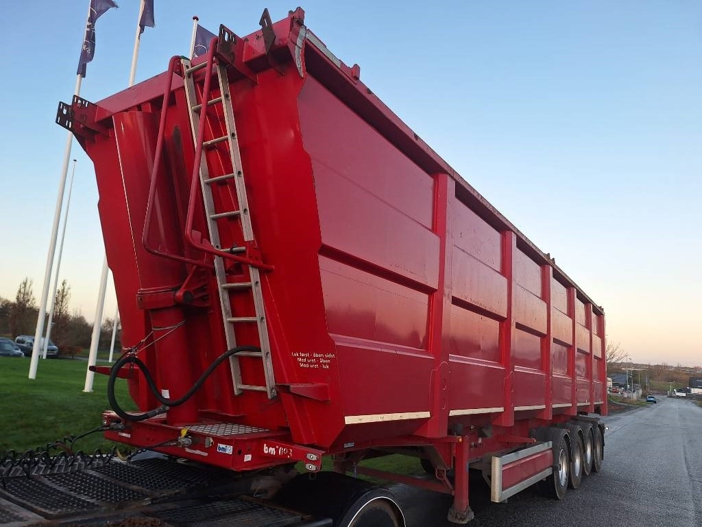 BMI 4 akslet 80 m3 HARDOX tiptrailer - Tipper semi-trailer: picture 3 BMI 4 akslet 80 m3 HARDOX tiptrailer - Tipper semi-trailer: picture 3