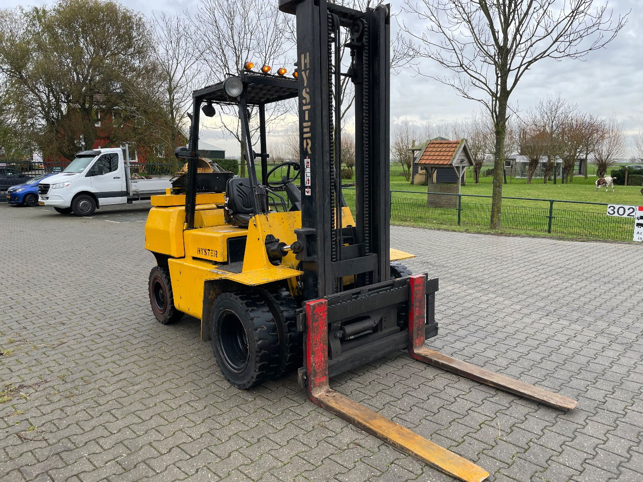 Hyster H 4.00 XLS/6 4 tons diesel heftruck perkins diesel - Forklift: picture 4 Hyster H 4.00 XLS/6 4 tons diesel heftruck perkins diesel - Forklift: picture 4