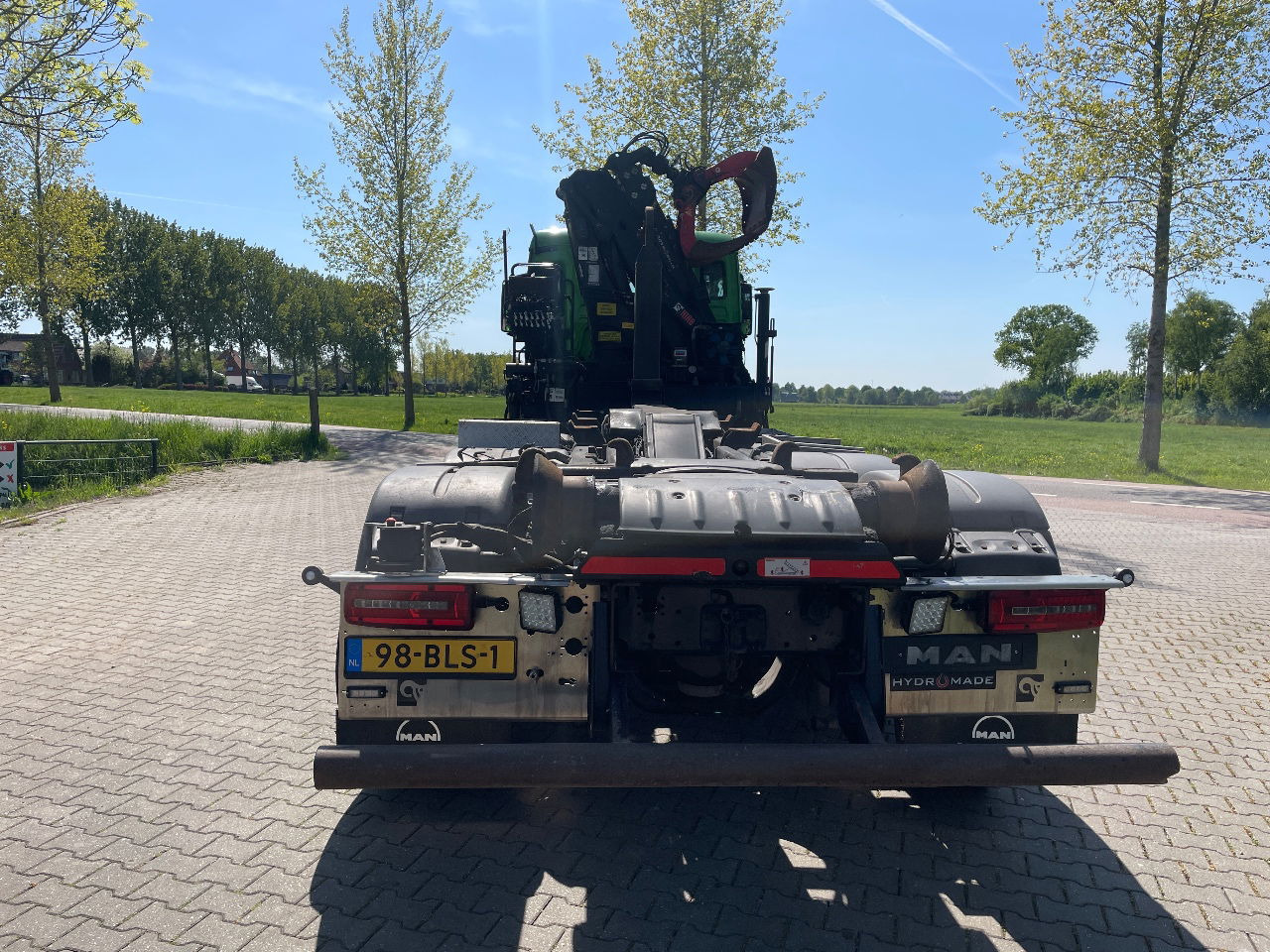 MAN TGS 35.420 met hiab 19tm Z kraan en 26t haakarm, bouwjaar 2018 - Container transporter/ Swap body truck, Crane truck: picture 3 MAN TGS 35.420 met hiab 19tm Z kraan en 26t haakarm, bouwjaar 2018 - Container transporter/ Swap body truck, Crane truck: picture 3