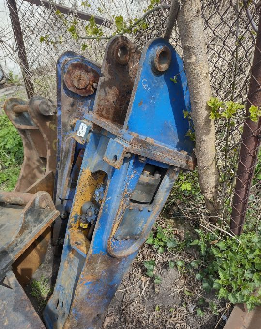 Indeco INDECO HP700 BRH125 - Attachment for Construction machinery: picture 3 Indeco INDECO HP700 BRH125 - Attachment for Construction machinery: picture 3