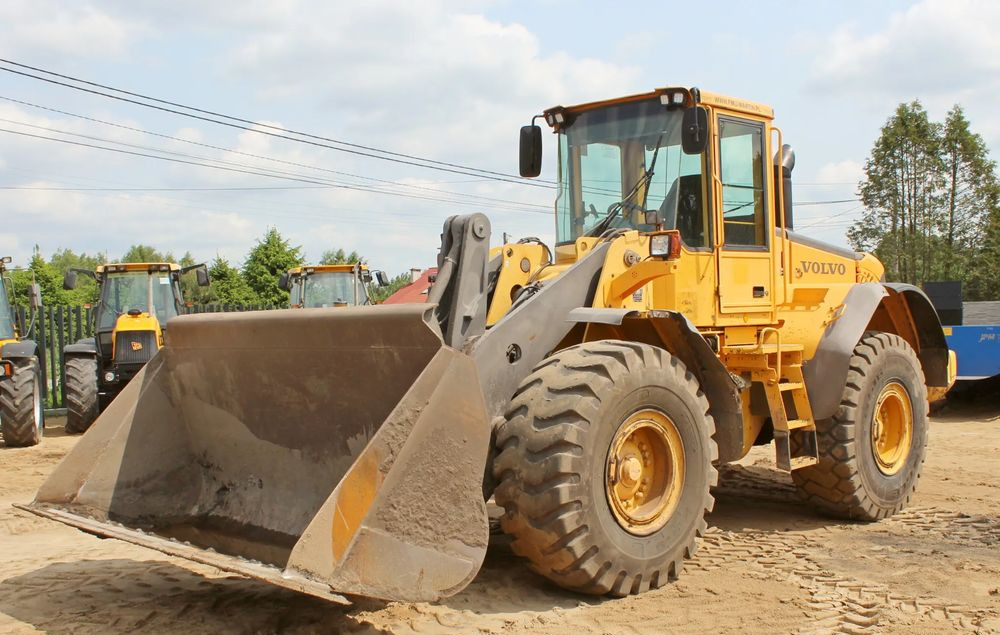 Volvo L110E - Wheel loader: picture 1 Volvo L110E - Wheel loader: picture 1