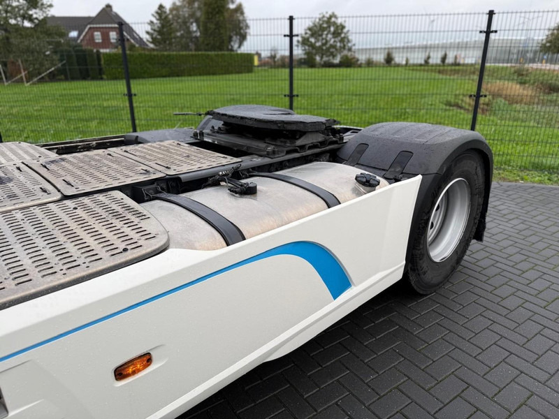 Tractor unit DAF XF 480 FT NL TRUCK, 1X TANK, 2X BED, LAGE KILOMETERS, NAVIGATIE, TOP.: picture 19 Tractor unit DAF XF 480 FT NL TRUCK, 1X TANK, 2X BED, LAGE KILOMETERS, NAVIGATIE, TOP.: picture 19
