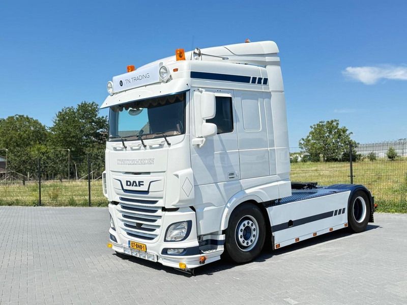DAF XF 480 FT VOLLUCHT, LEER, SHOW, INTERIOR, NL TRUCK, TOP. - Tractor unit: picture 2 DAF XF 480 FT VOLLUCHT, LEER, SHOW, INTERIOR, NL TRUCK, TOP. - Tractor unit: picture 2