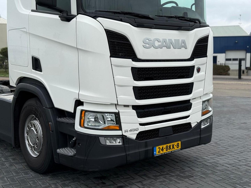 Tractor unit Scania R450 RETARDER, TWEE TANKS, GESTUURDE VOORLOPER, TOP!: picture 10 Tractor unit Scania R450 RETARDER, TWEE TANKS, GESTUURDE VOORLOPER, TOP!: picture 10