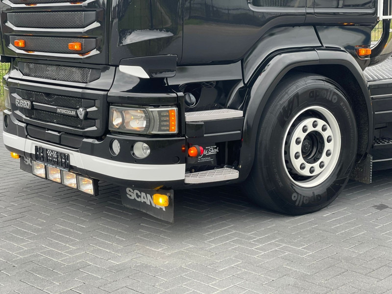 Scania R520 SHOW TRUCK, RETARDER, LEATHER SEATS, MANUEL! - Tractor unit: picture 4 Scania R520 SHOW TRUCK, RETARDER, LEATHER SEATS, MANUEL! - Tractor unit: picture 4