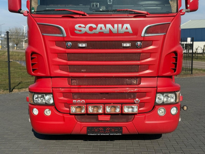 Scania R560 V8 RETARDER, FULL SPOILER, STEEL/AIR, LEATHER, 2 TANKS. - Tractor unit: picture 4 Scania R560 V8 RETARDER, FULL SPOILER, STEEL/AIR, LEATHER, 2 TANKS. - Tractor unit: picture 4