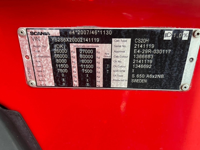 Tractor unit Scania S 650 SHOW TRUCK, FULL AIR, MOTOR BRAKE, PTO/HYDRAULIC.: picture 17