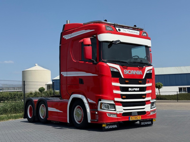 Scania S500 VOLLUCHT, GESTUURD, SHOWTRUCK, LEER. - Tractor unit: picture 1 Scania S500 VOLLUCHT, GESTUURD, SHOWTRUCK, LEER. - Tractor unit: picture 1
