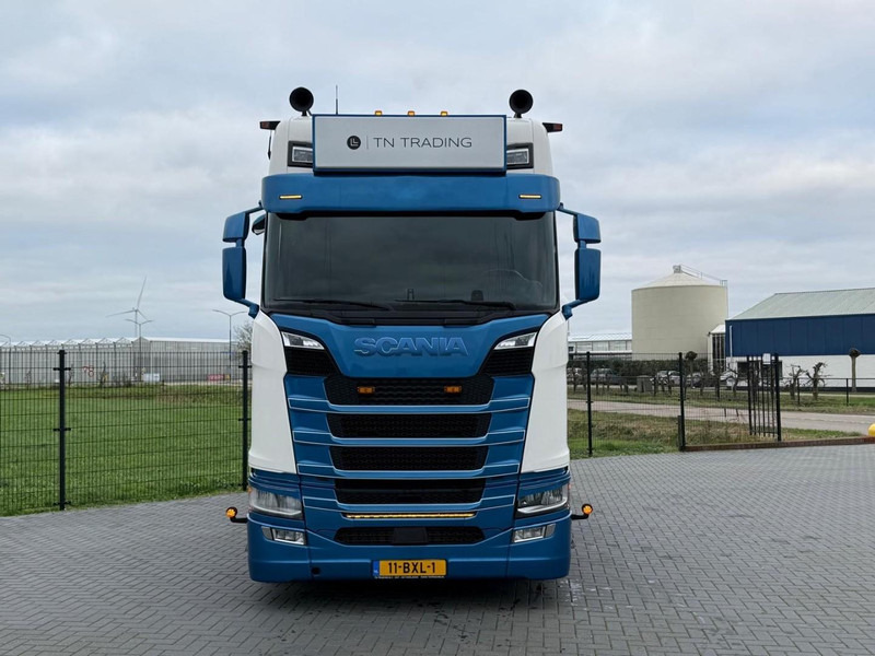 Scania S660 BOOGIE, VOLLUCHT, RETARDER, LEER. - Tractor unit: picture 2 Scania S660 BOOGIE, VOLLUCHT, RETARDER, LEER. - Tractor unit: picture 2