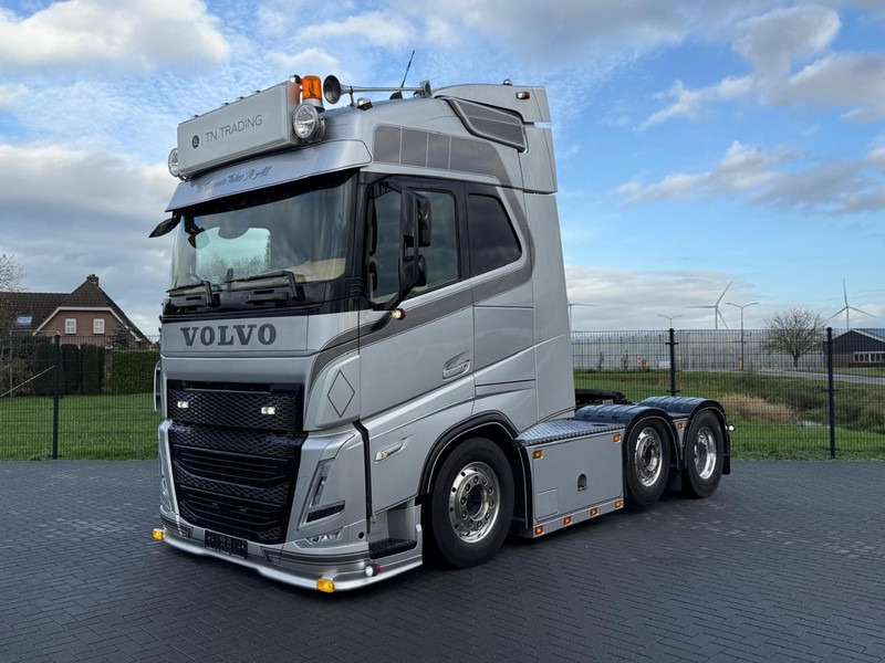 Volvo FH 13.460 SHOW, FULL AIR, ALCOA, INTERIOR, LIKE NEW, TOP. - Tractor unit: picture 2 Volvo FH 13.460 SHOW, FULL AIR, ALCOA, INTERIOR, LIKE NEW, TOP. - Tractor unit: picture 2