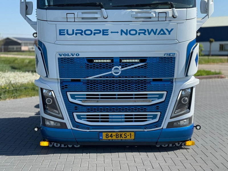 Tractor unit Volvo FH 16.750 FULL AIR, LEATHER, SHOW, TOP CONDITION, XL CABINE.: picture 6