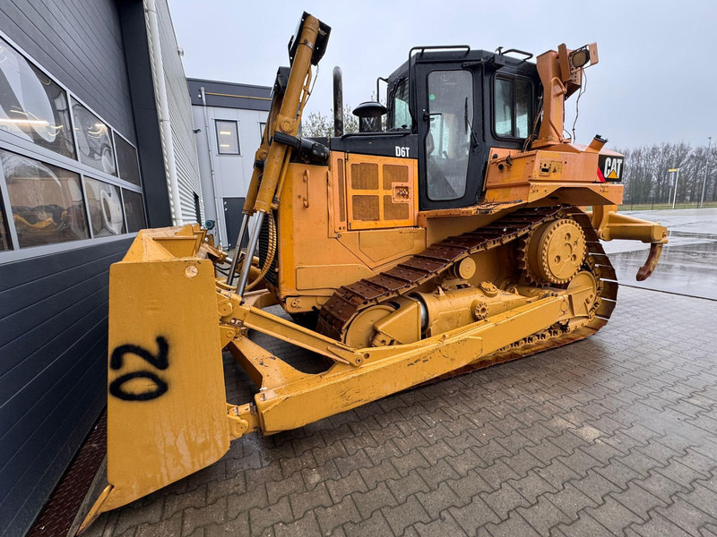 Caterpillar D6T - Bulldozer: picture 3 Caterpillar D6T - Bulldozer: picture 3