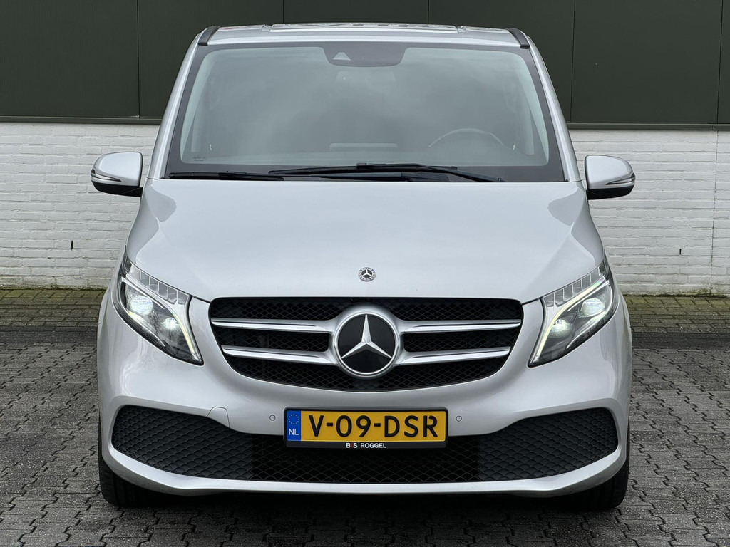 Mercedes-Benz V-Klasse-300d Lang DC 9G Avantgarde Leder Elektrische klep 2x Schuifdeur Trekhaak afneembaar - Combi van: picture 4 Mercedes-Benz V-Klasse-300d Lang DC 9G Avantgarde Leder Elektrische klep 2x Schuifdeur Trekhaak afneembaar - Combi van: picture 4