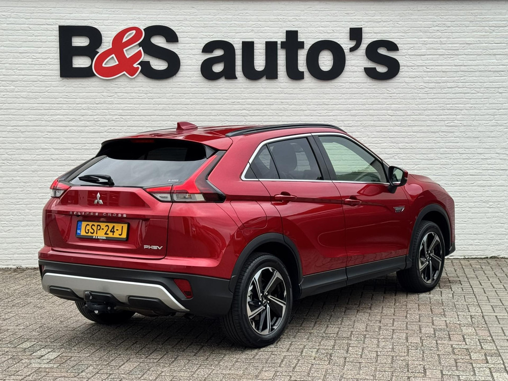 Mitsubishi Eclipse Cross-2.4 PHEV Intense+ Cruise control Climate control Navigatie Apple Android Parkeersensoren plus camera - SUV: picture 2 Mitsubishi Eclipse Cross-2.4 PHEV Intense+ Cruise control Climate control Navigatie Apple Android Parkeersensoren plus camera - SUV: picture 2