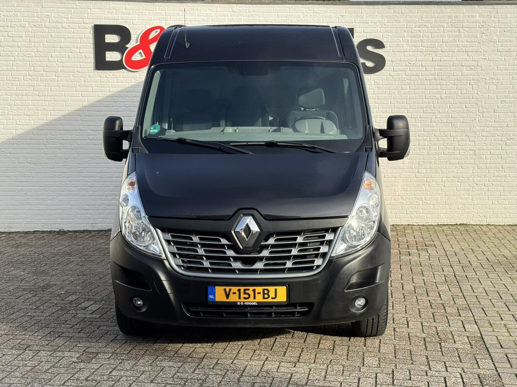 Renault Master-T35 2.3 dCi L2H2 Camera Trekhaak Navigatie Airco Cruise Bluetooth - Panel van: picture 3 Renault Master-T35 2.3 dCi L2H2 Camera Trekhaak Navigatie Airco Cruise Bluetooth - Panel van: picture 3